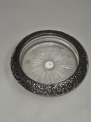 FRANK WHITING BOTTICELLI Sterling Silver Repousse & Glass Coaster