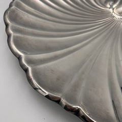 Vintage Reed & Barton Tray 16” Silverplate Shell Serving Plate Grape Motif USA